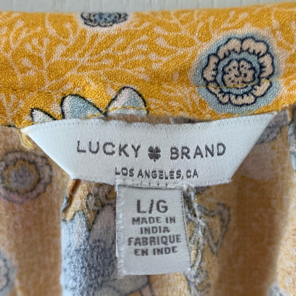 Lucky Brand floral viscose button front blouse - Picture 6 of 8
